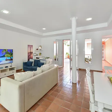 Maspalomas Lux Luxury Retreat In Gran Canaria Private Heated Pool Wonderdul Terrace Area With Dining Area And Bbq Minutes From Popular, Villa