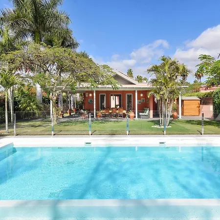 Villa Maspalomas Lux Luxury Retreat In Gran Canaria Private Heated Pool Wonderdul Terrace Area With Dining Area And Bbq Minutes From Popular,