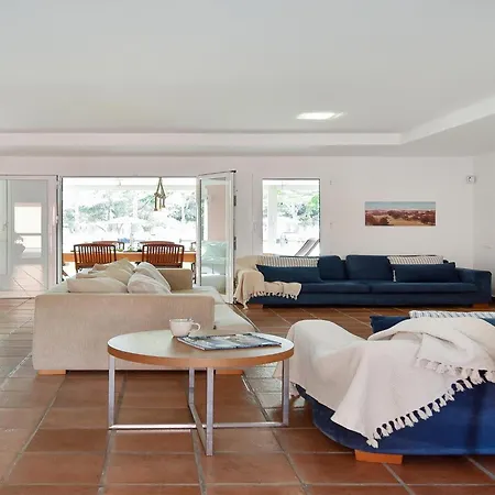 Villa Maspalomas Lux Luxury Retreat In Gran Canaria Private Heated Pool Wonderdul Terrace Area With Dining Area And Bbq Minutes From Popular, Las Palmas de Gran Canaria