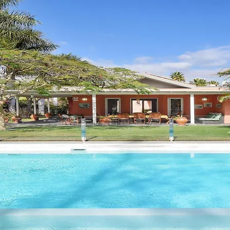 Maspalomas Lux Luxury Retreat In Gran Canaria Private Heated Pool Wonderdul Terrace Area With Dining Area And Bbq Minutes From Popular, Villa *